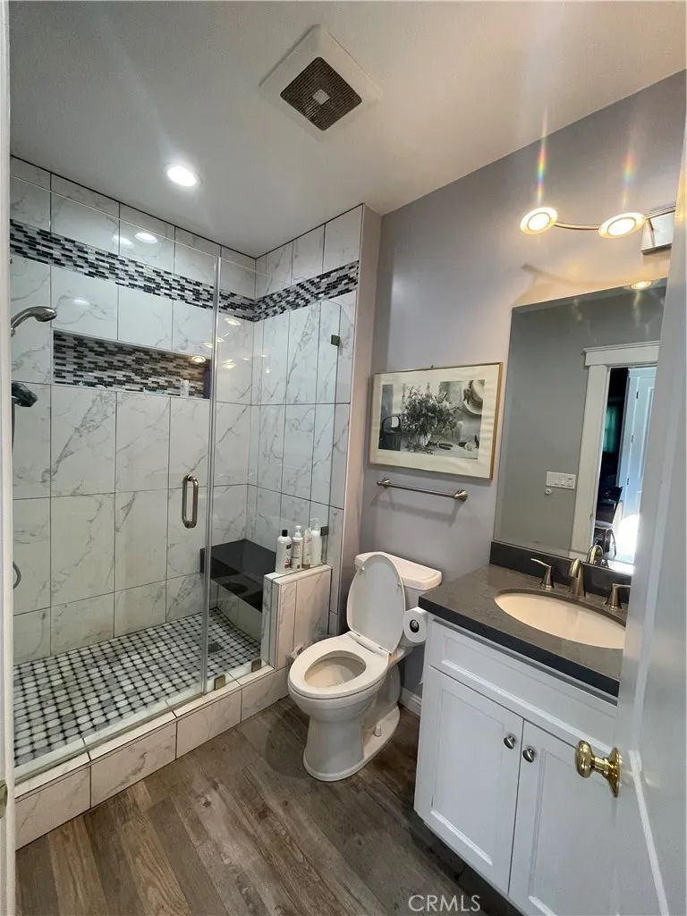 17183 Sunburst Sherwood Forest, CA 91325