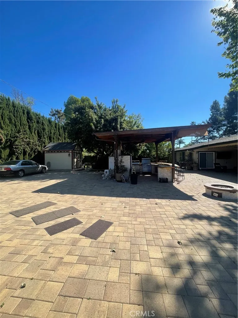 17183 Sunburst Sherwood Forest, CA 91325