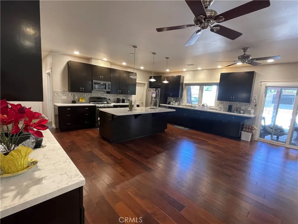17183 Sunburst Sherwood Forest, CA 91325