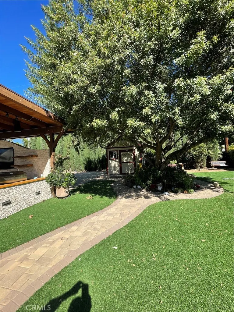 17183 Sunburst Sherwood Forest, CA 91325