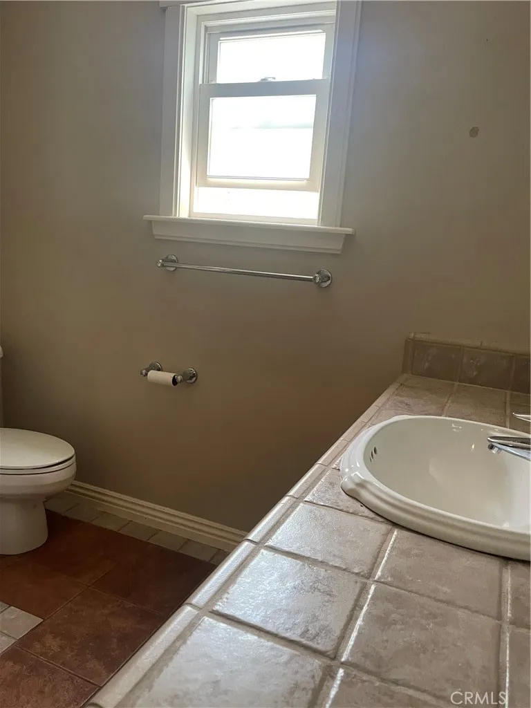 17183 Sunburst Sherwood Forest, CA 91325