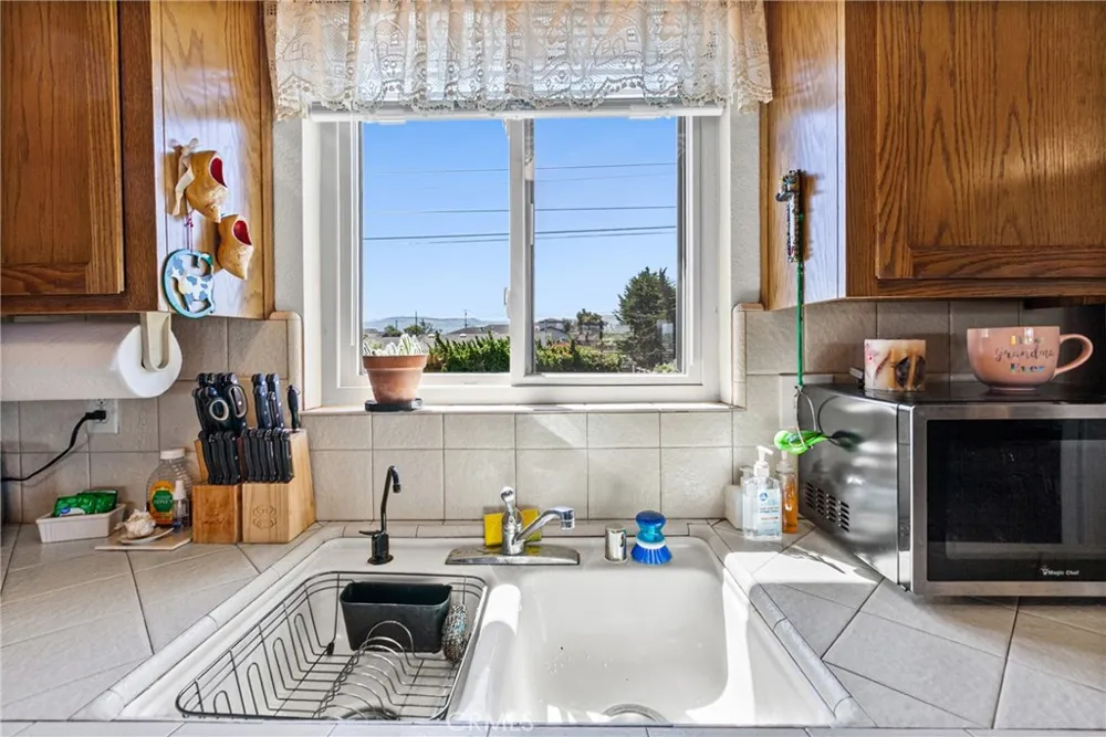 1154 Santa Ysabel Los Osos, CA 93402