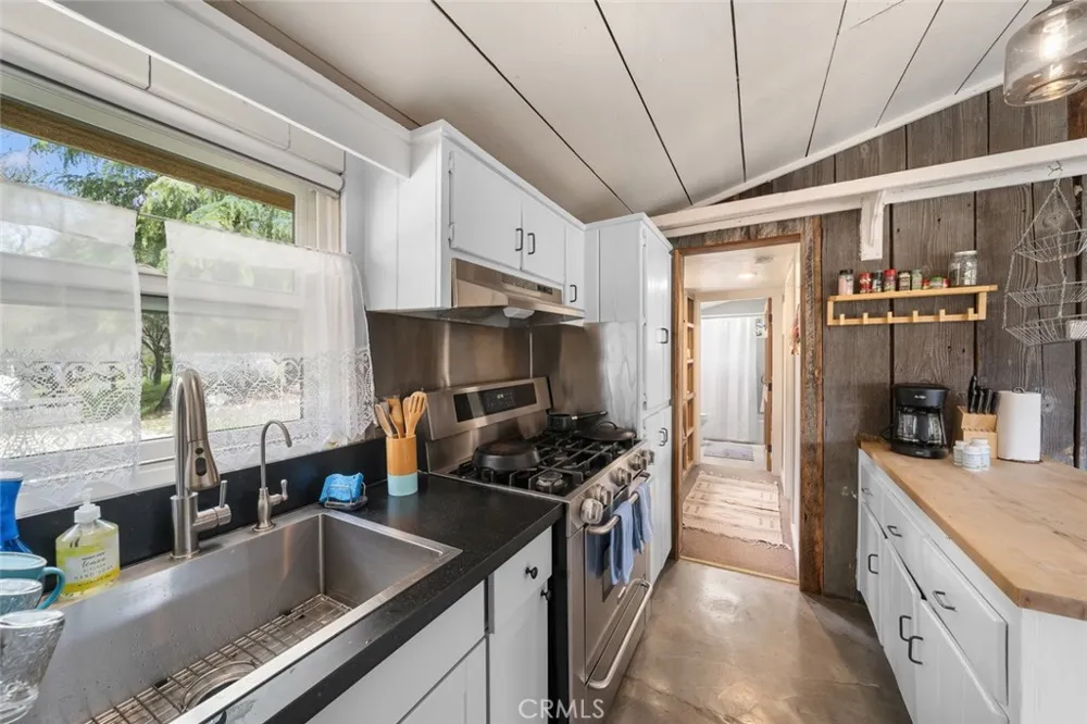 6790 W Pozo Santa Margarita, CA 93453