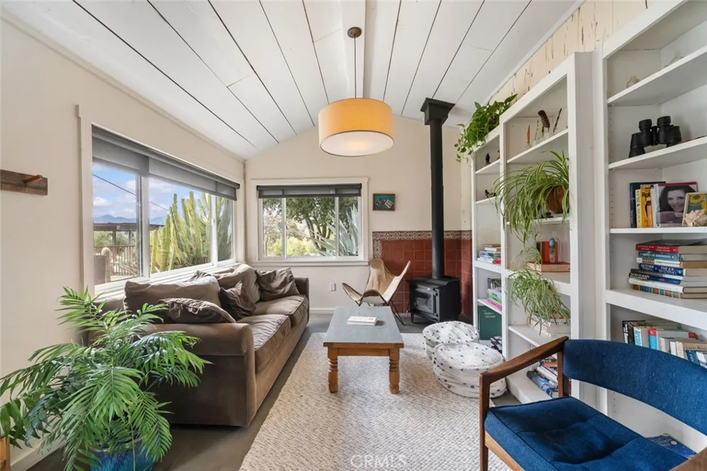 6790 W Pozo Santa Margarita, CA 93453