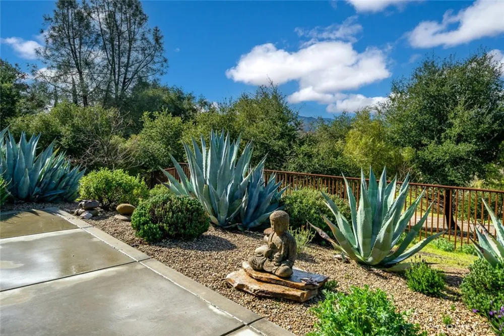 6790 W Pozo Santa Margarita, CA 93453