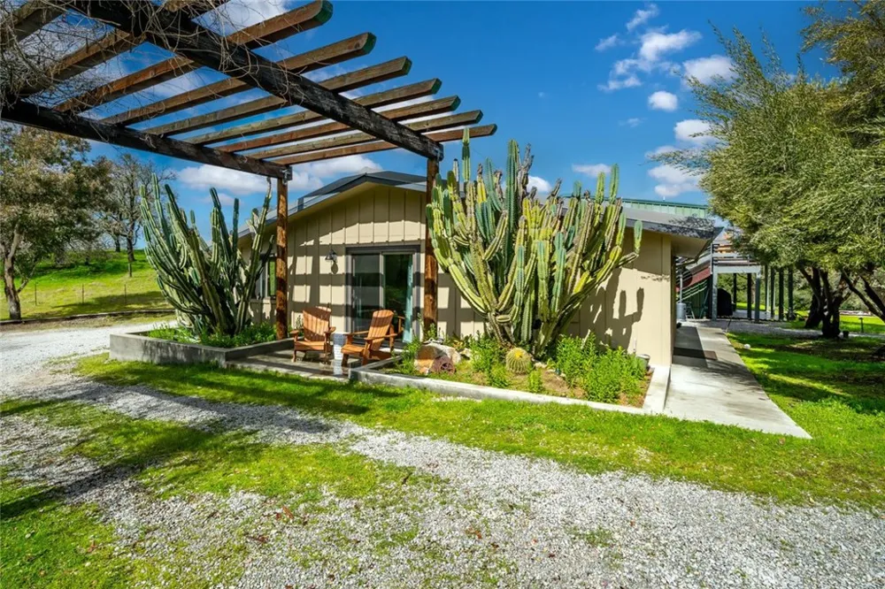6790 W Pozo Santa Margarita, CA 93453