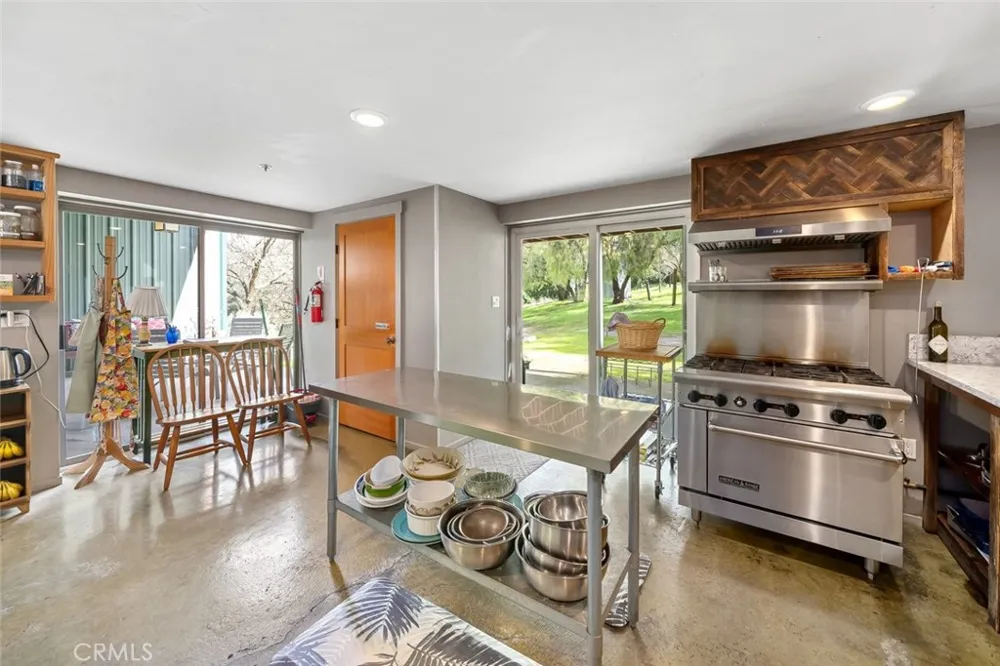 6790 W Pozo Santa Margarita, CA 93453