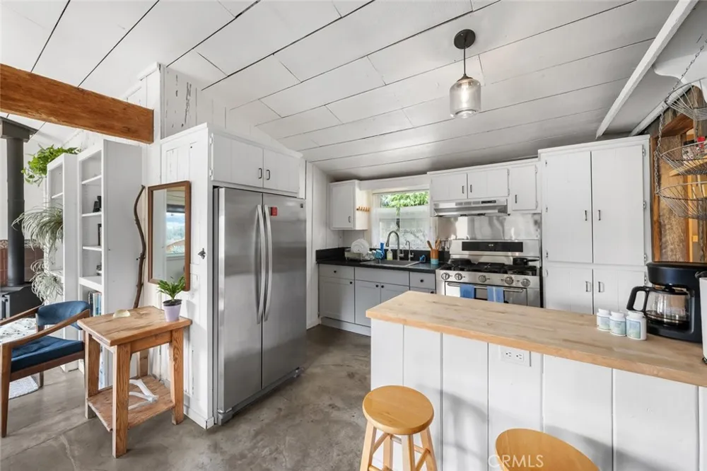 6790 W Pozo Santa Margarita, CA 93453