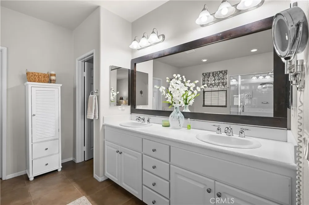 15752 Agave Chino, CA 91708
