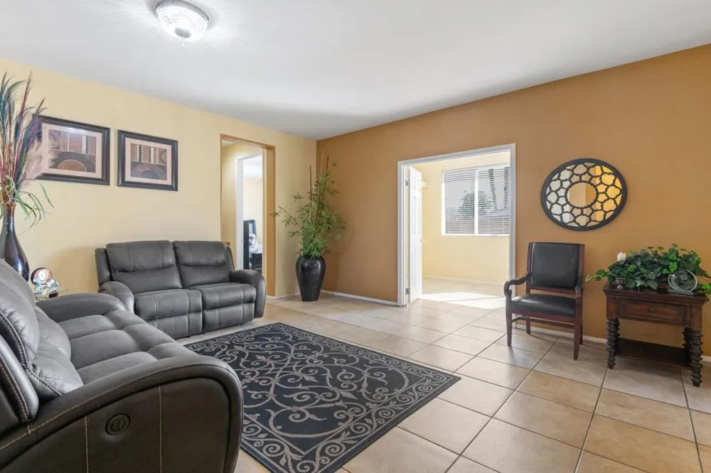 37930 Banbury Street Indio, CA 92203