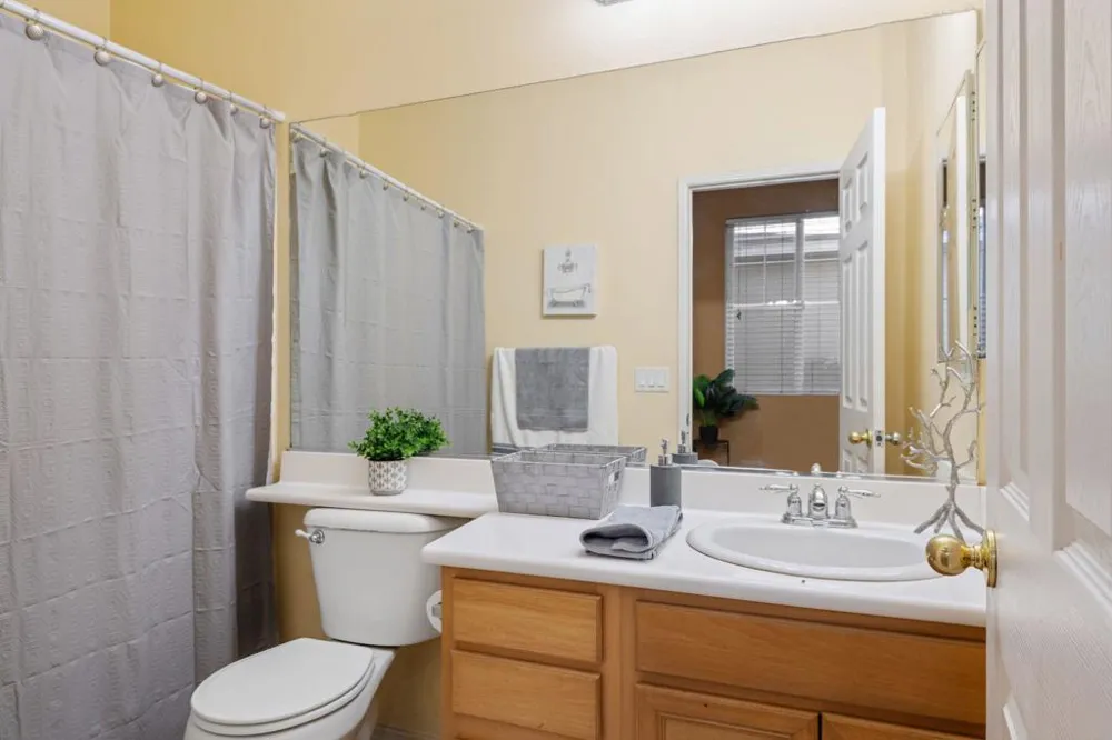 37930 Banbury Street Indio, CA 92203