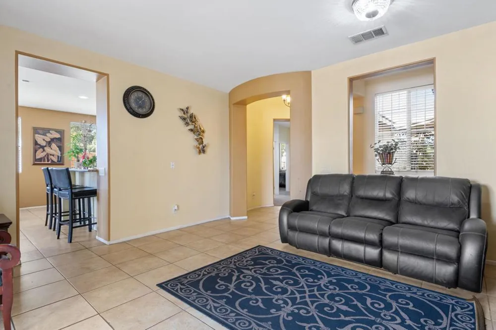 37930 Banbury Street Indio, CA 92203