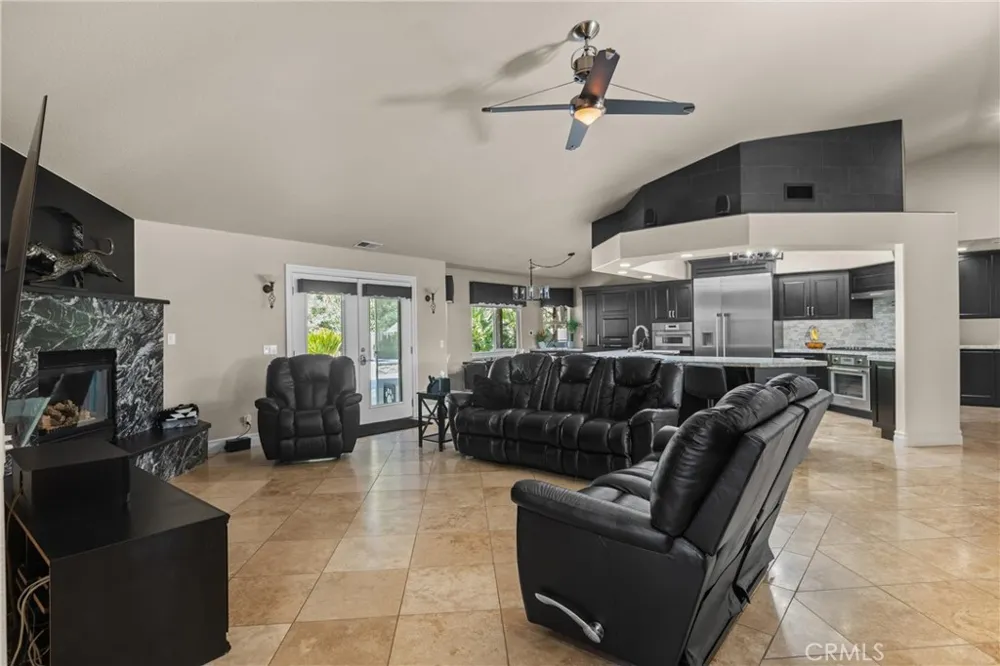 9071 Palomar Avenue Atascadero, CA 93422