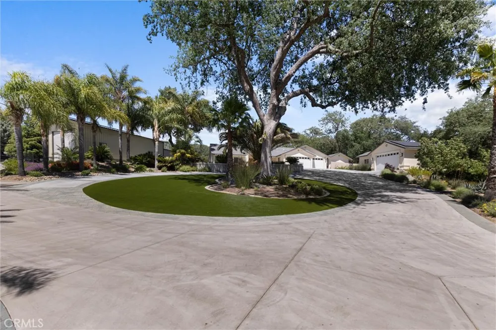 9071 Palomar Avenue Atascadero, CA 93422