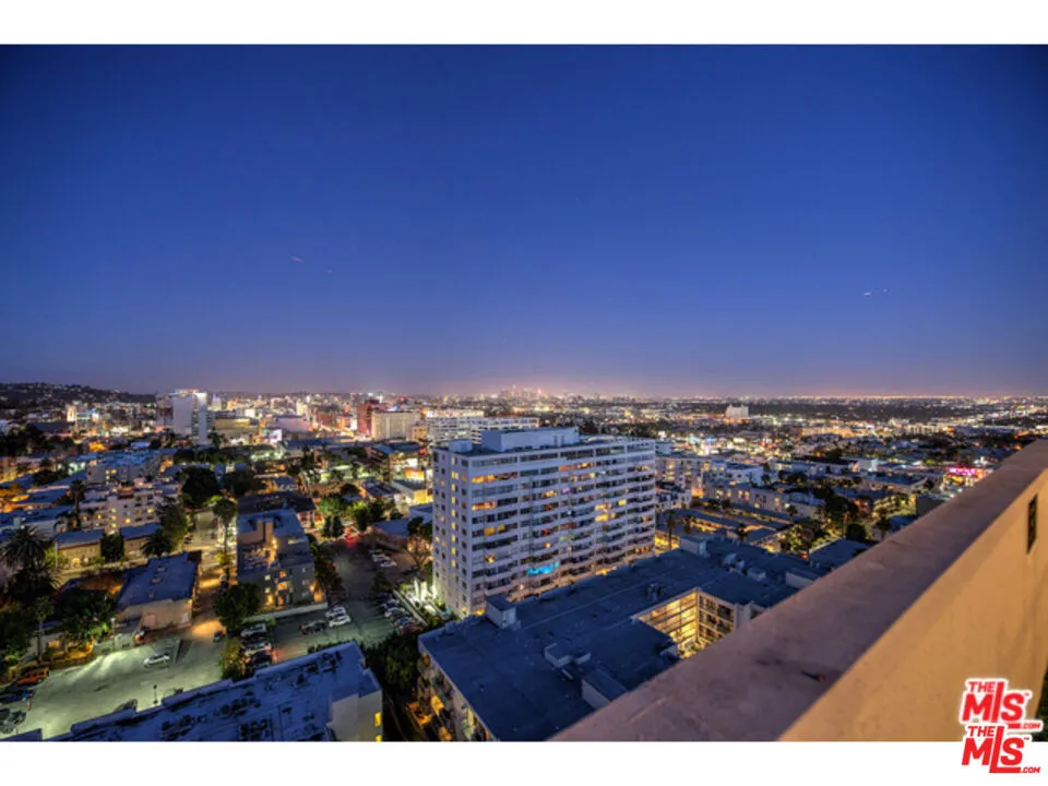 7250 Franklin Avenue #1207 Los Angeles, CA 90046