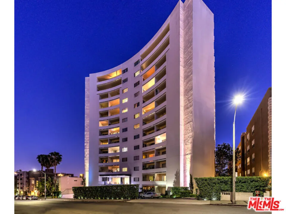 7250 Franklin Avenue #1207 Los Angeles, CA 90046