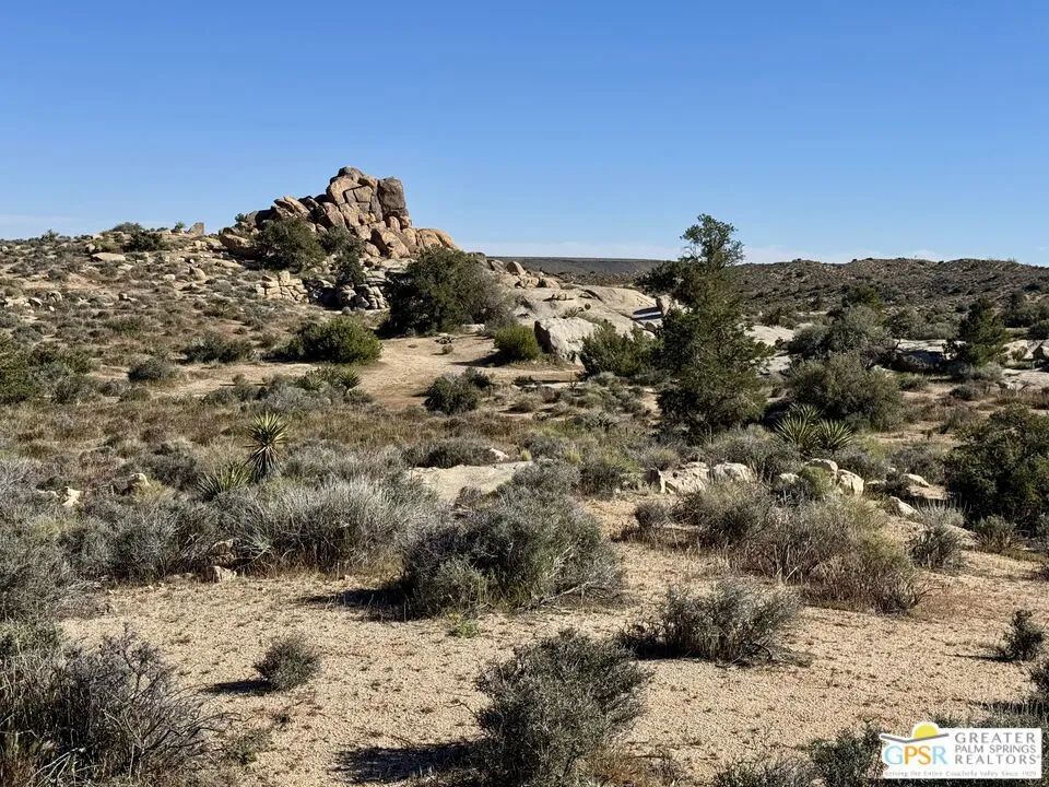 900 Parsons Ranch Road Pioneertown, CA 92268