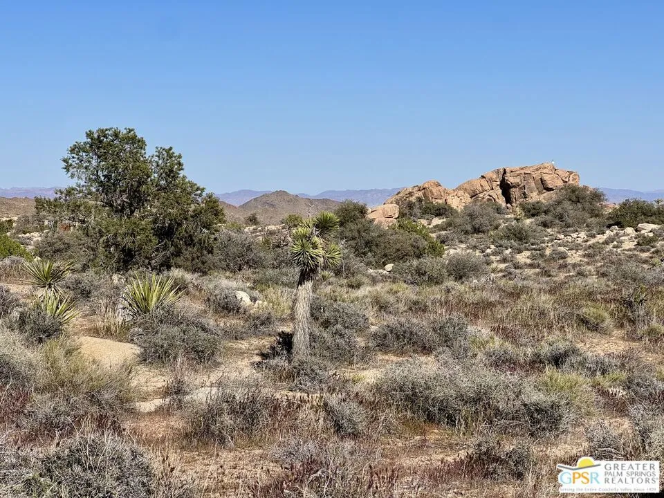 900 Parsons Ranch Road Pioneertown, CA 92268