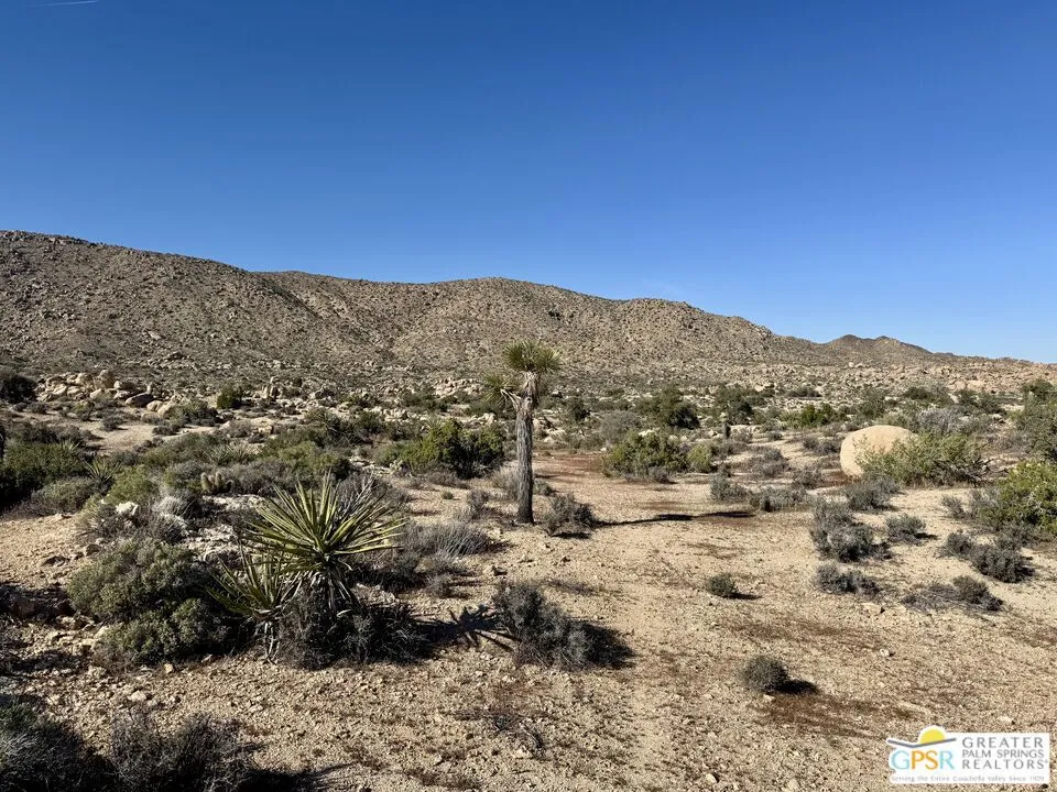900 Parsons Ranch Road Pioneertown, CA 92268