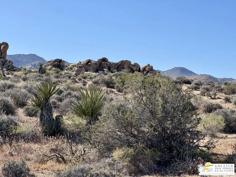 900 Parsons Ranch Road Pioneertown, CA 92268