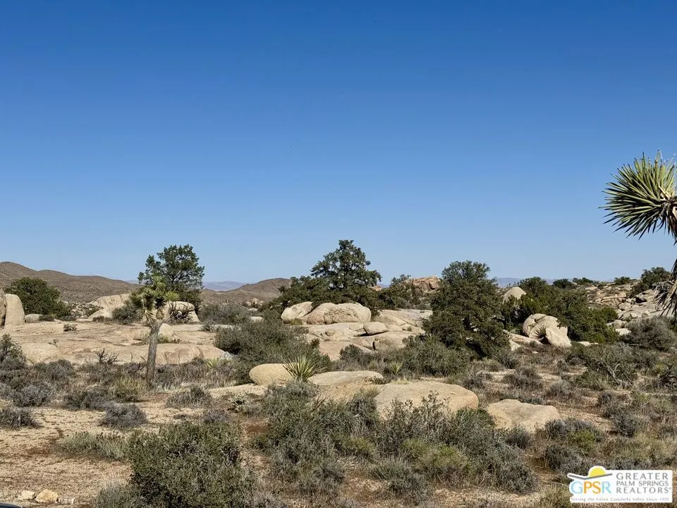900 Parsons Ranch Road Pioneertown, CA 92268