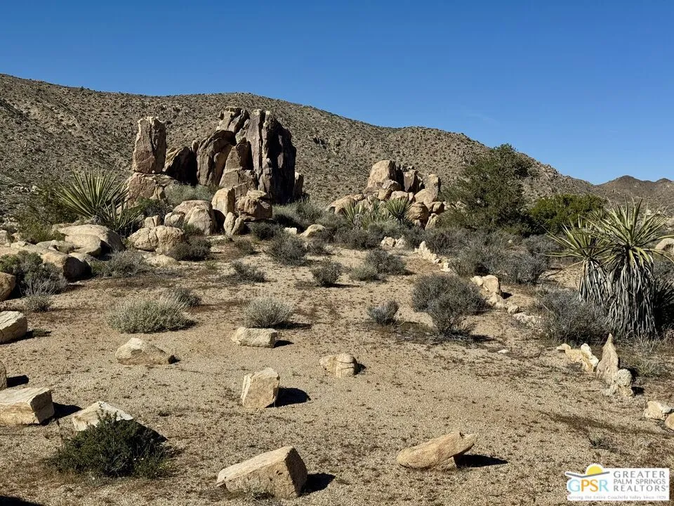 900 Parsons Ranch Road Pioneertown, CA 92268