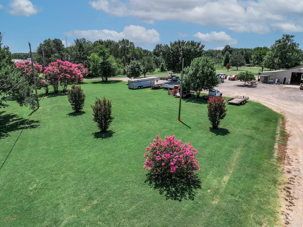 50 County Road 13200 Blossom, TX 75416