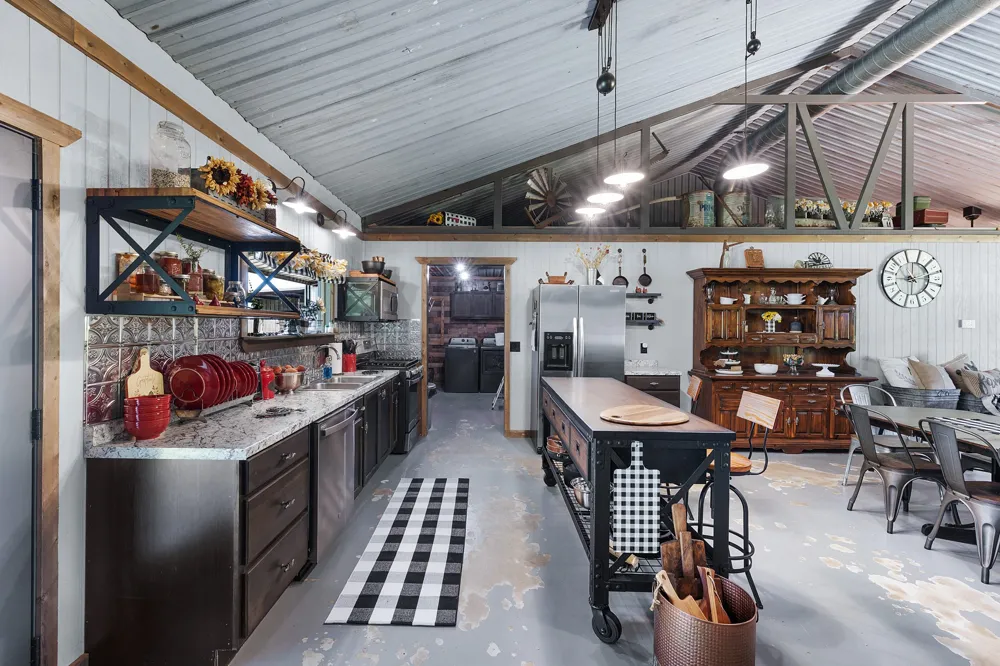 50 County Road 13200 Blossom, TX 75416