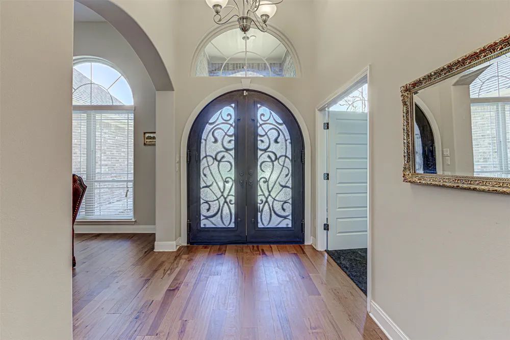105 Arbors Circle Elgin, TX 78621