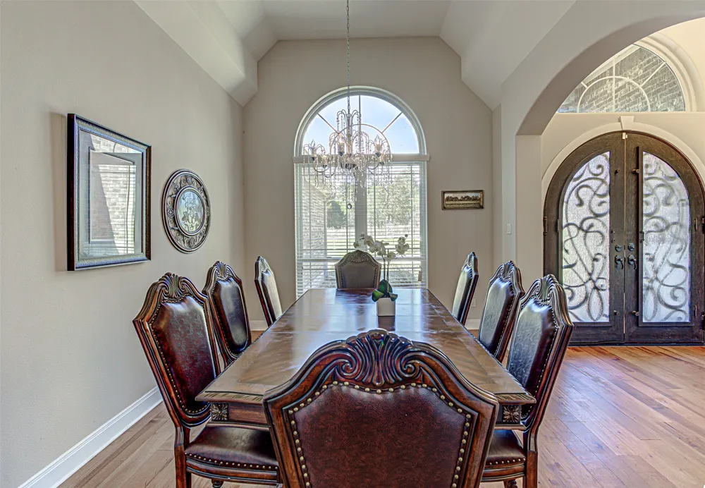 105 Arbors Circle Elgin, TX 78621