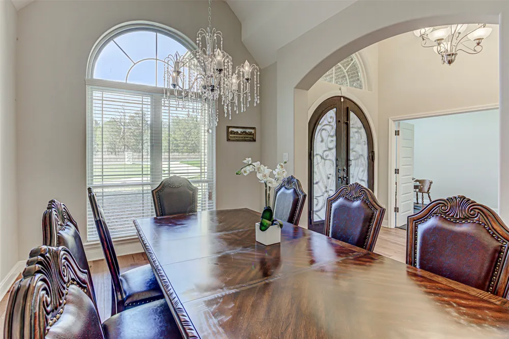 105 Arbors Circle Elgin, TX 78621