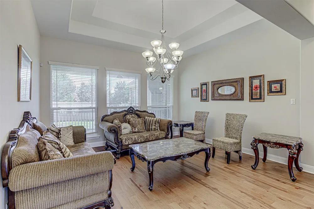 105 Arbors Circle Elgin, TX 78621