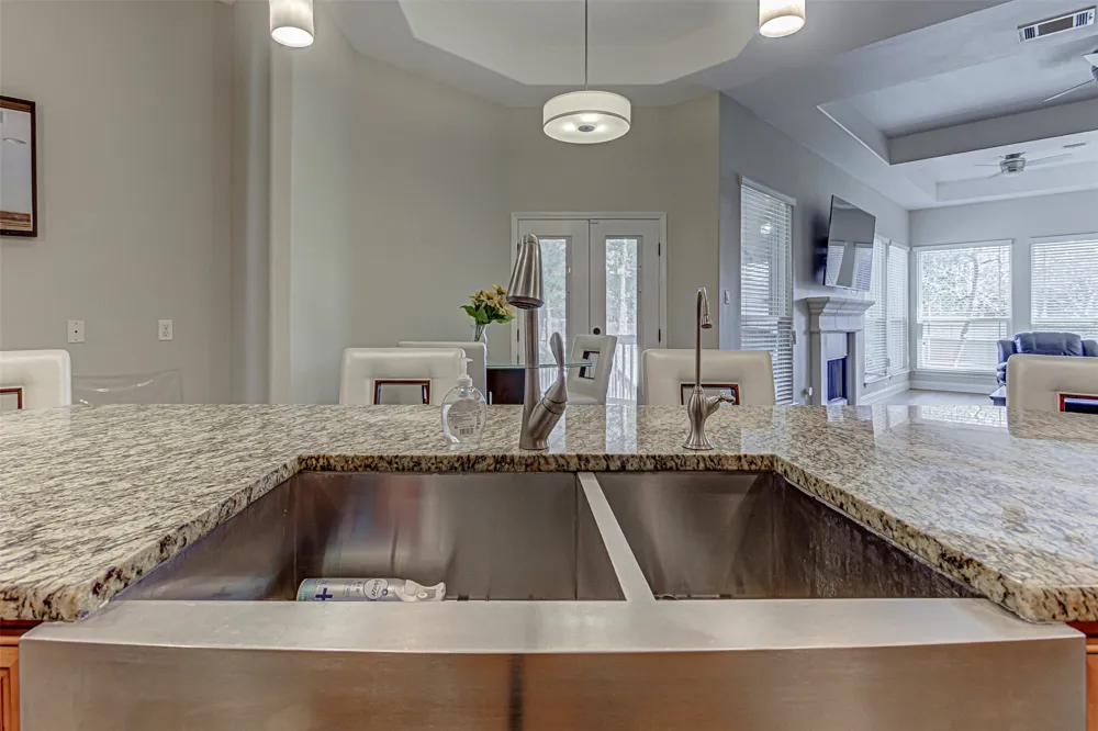 105 Arbors Circle Elgin, TX 78621