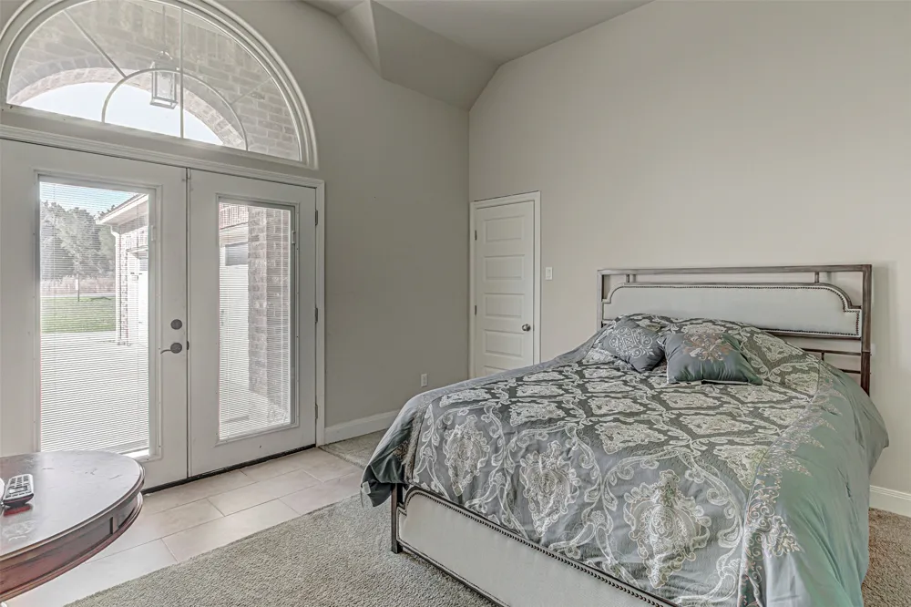 105 Arbors Circle Elgin, TX 78621