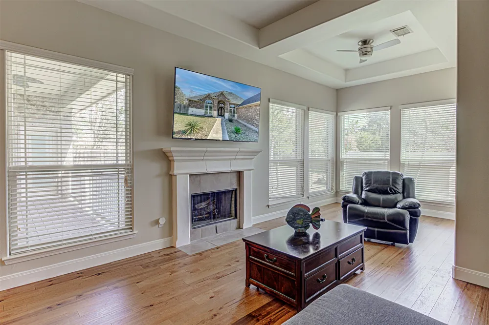 105 Arbors Circle Elgin, TX 78621