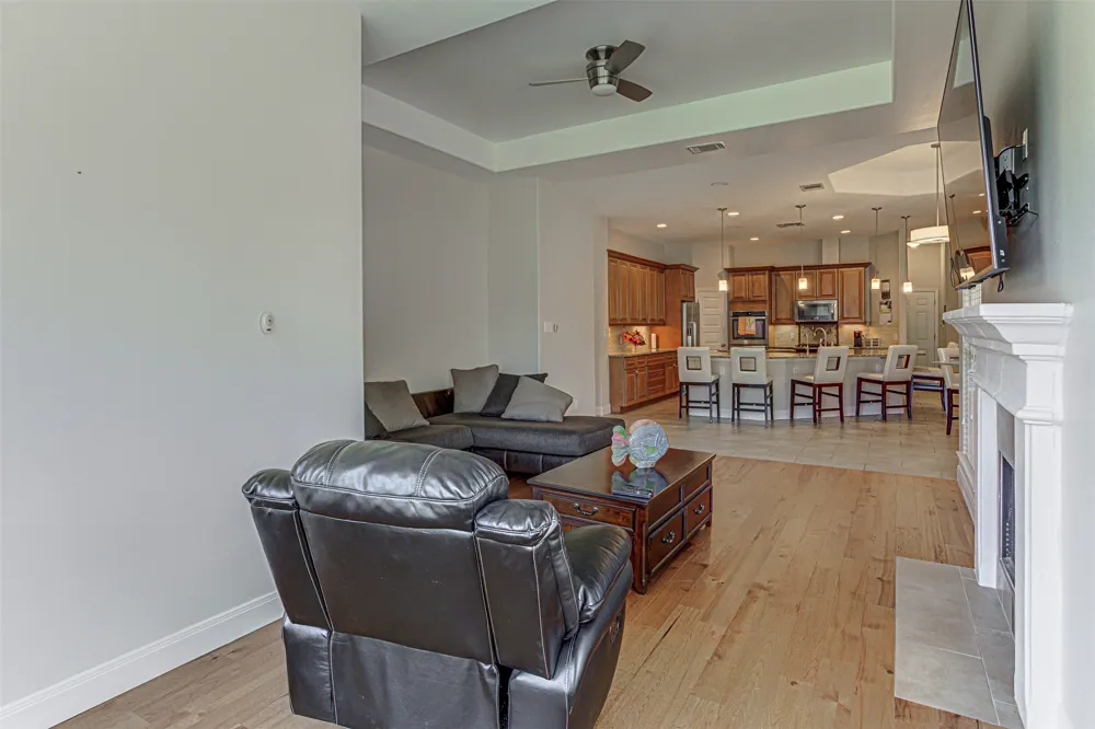 105 Arbors Circle Elgin, TX 78621
