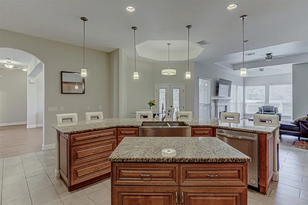 105 Arbors Circle Elgin, TX 78621