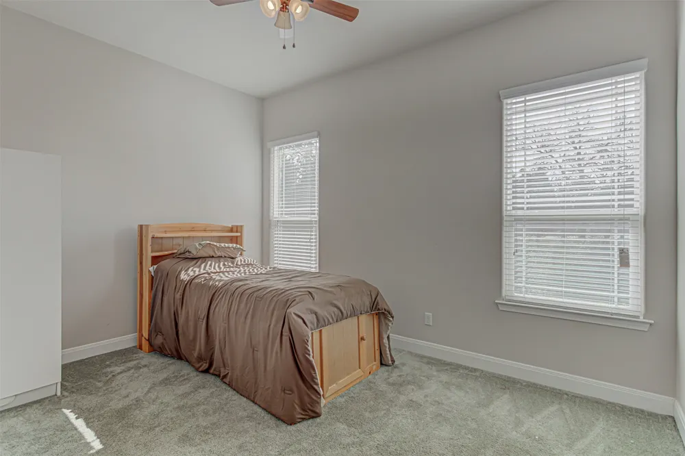 105 Arbors Circle Elgin, TX 78621
