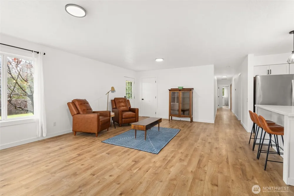 1346 W Third Street South Bend, WA 98586