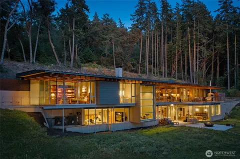 4415 West Side Road