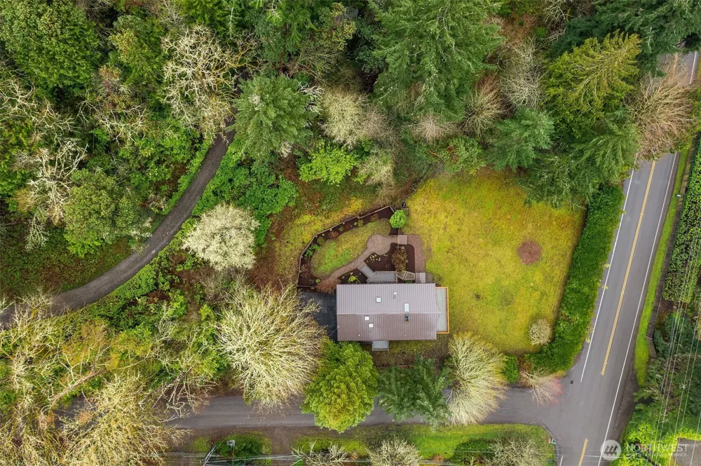 8121 SW 222nd Place Vashon, WA 98070