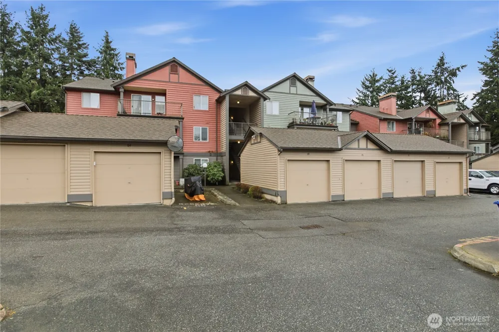 13209 Newcastle Way #A104 Newcastle, WA 98059