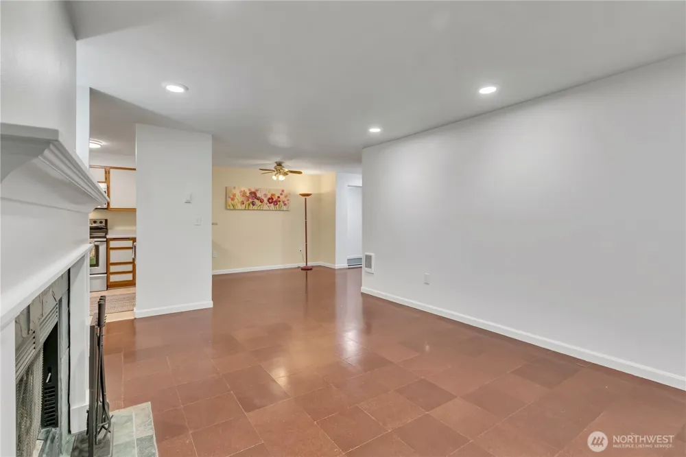 13209 Newcastle Way #A104 Newcastle, WA 98059