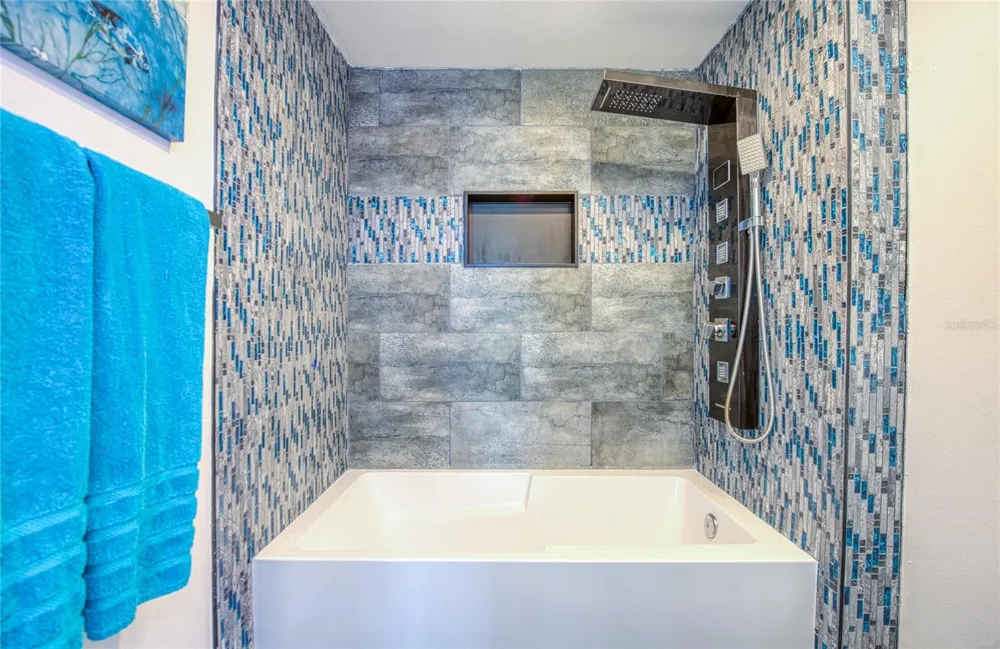 7979 SAILBOAT KEY BOULEVARD S #208 South Pasadena, FL 33707