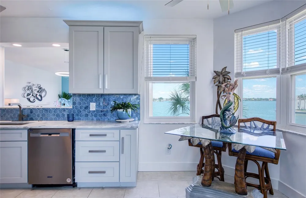 7979 SAILBOAT KEY BOULEVARD S #208 South Pasadena, FL 33707