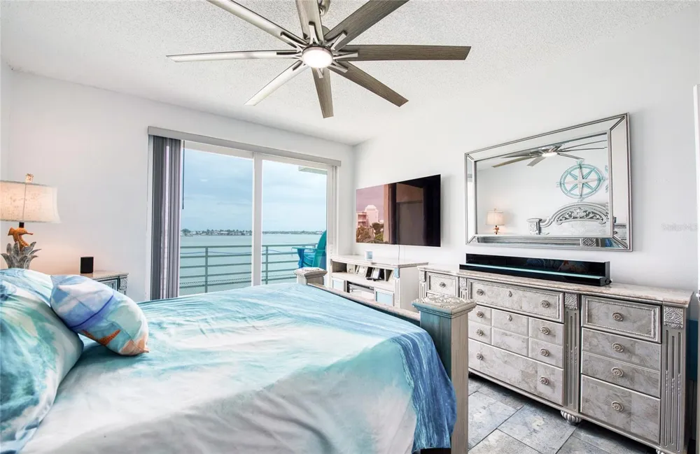 7979 SAILBOAT KEY BOULEVARD S #208 South Pasadena, FL 33707