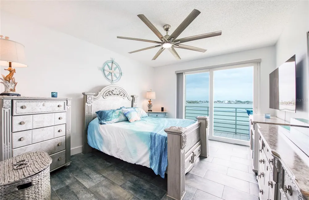 7979 SAILBOAT KEY BOULEVARD S #208 South Pasadena, FL 33707
