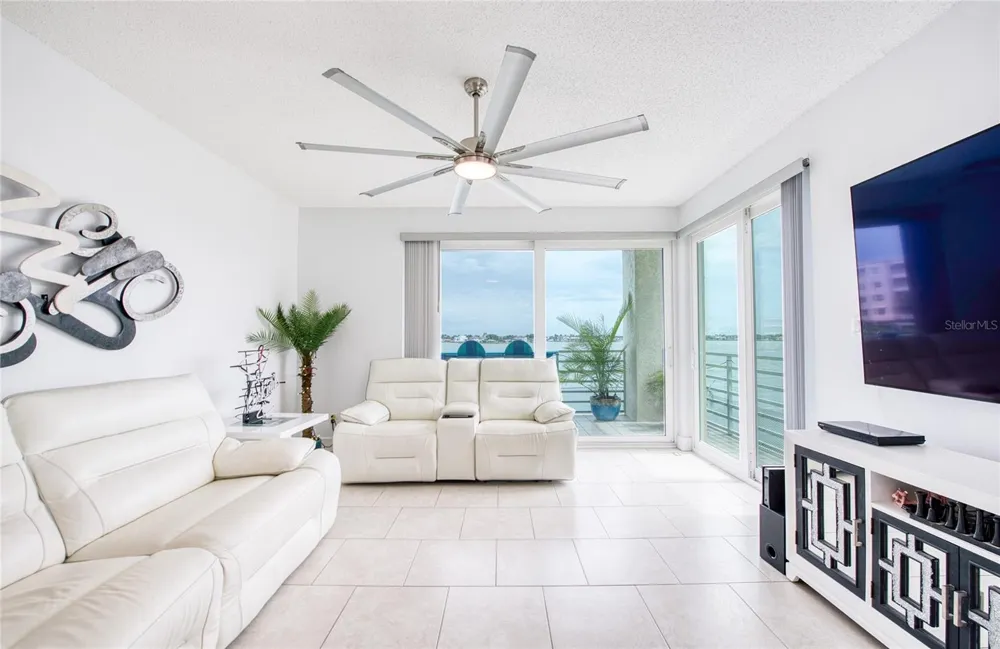 7979 SAILBOAT KEY BOULEVARD S #208 South Pasadena, FL 33707