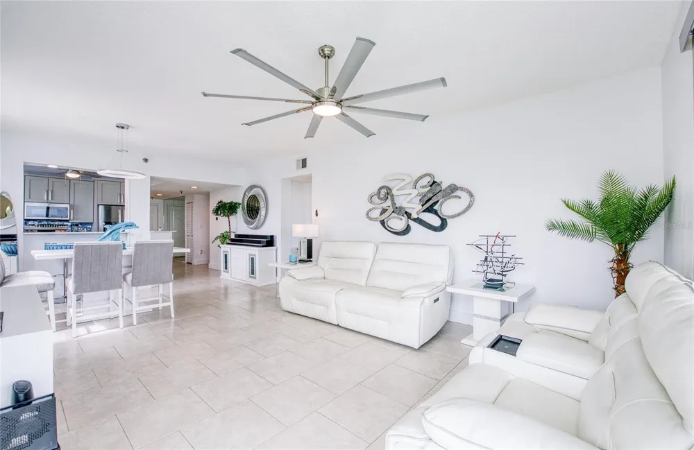 7979 SAILBOAT KEY BOULEVARD S #208 South Pasadena, FL 33707