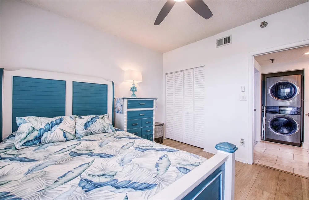 7979 SAILBOAT KEY BOULEVARD S #208 South Pasadena, FL 33707